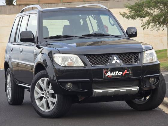 MITSUBISHI PAJERO TR4 2.0 4X2 16V 140CV FLEX 4P AUTOMÁTICO MITSUBISHI PAJERO TR4 2.0 4X2 16V 140CV FLEX 4P AUTOMÁTICO